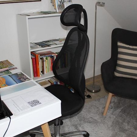 Am Waldrand Lägenhet Kall Exteriör bild